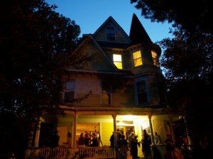 563368_10150941801389093_1348703487_n